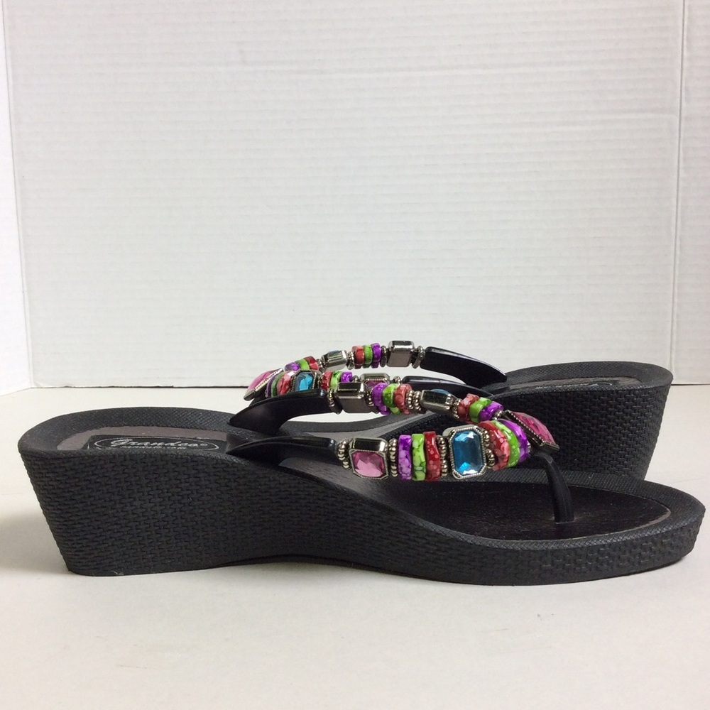 Grandco Women’s Rainbow Jeweled Sandals, Sz 8 - Picture 7 of 14